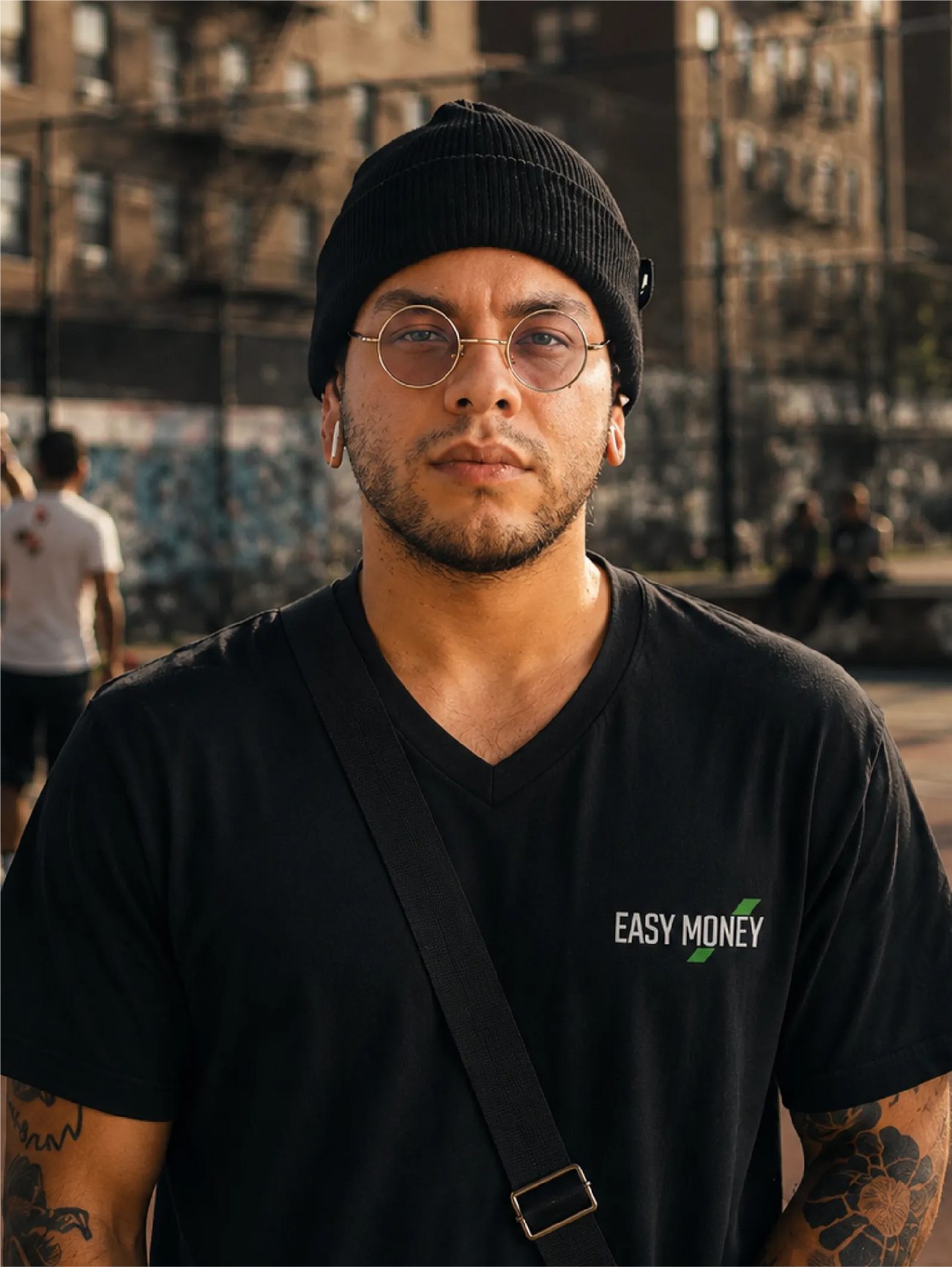 Cut - VNeck - Easy Money